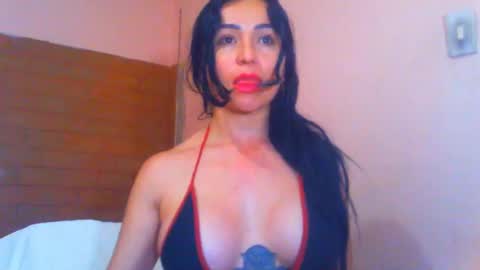 TaTis online show from December 2024 10:45:01 PM