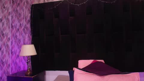 WEN SHENG online show from November 2025 07:24:01 PM