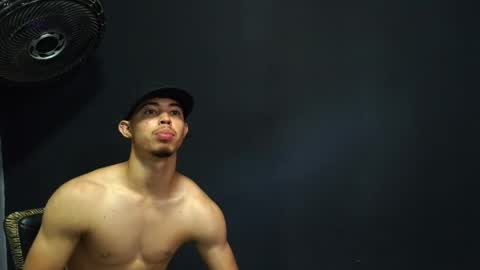 wesley_77 online show from March 2026 07:13:02 PM