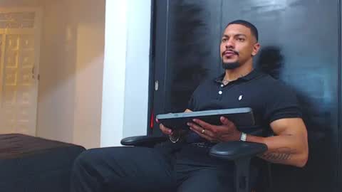 Wesley Rogger online show from September 2025 09:31:01 PM