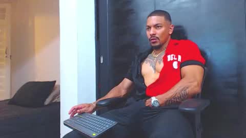 Wesley Rogger online show from October 2025 10:21:02 PM