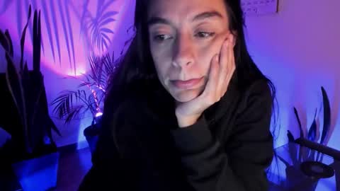 tatty online show from October 2025 01:55:02 AM