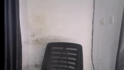 Snapshot of wet_juicypussy chatting on December 2024 11:34:02 AM queen online show from December 2024 11:34:02 AM