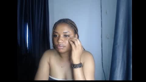 Snapshot of wet_juicypussy chatting on December 2024 09:39:01 AM queen online show from December 2024 09:39:01 AM