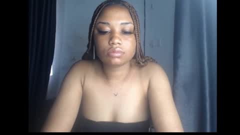 Snapshot of wet_juicypussy chatting on December 2024 07:26:02 AM queen online show from December 2024 07:26:02 AM