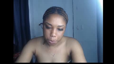 Snapshot of wet_juicypussy chatting on December 2024 07:51:01 AM queen online show from December 2024 07:51:01 AM