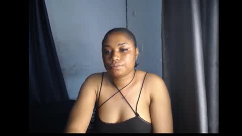 Snapshot of wet_juicypussy chatting on December 2024 01:50:02 PM queen online show from December 2024 01:50:02 PM