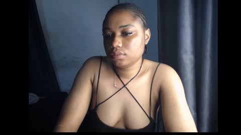 Snapshot of wet_juicypussy chatting on December 2024 06:39:01 AM queen online show from December 2024 06:39:01 AM