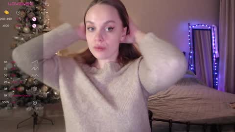Snapshot of wet_lana chatting on December 2024 07:03:02 PM Lana online show from December 2024 07:03:02 PM