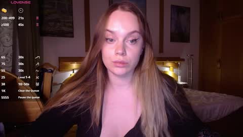 Lana online show from February 2026 09:01:01 PM