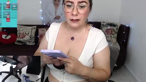 Diva online show from December 2024 12:09:02 AM