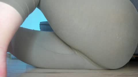 Snapshot of wet_pants2022 chatting on July 2026 07:07:01 PM wet_pants2022 online show from July 2026 07:07:01 PM