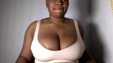 Snapshot of wet_pussyy24 chatting on December 2024 12:17:02 AM lily online show from December 2024 12:17:02 AM