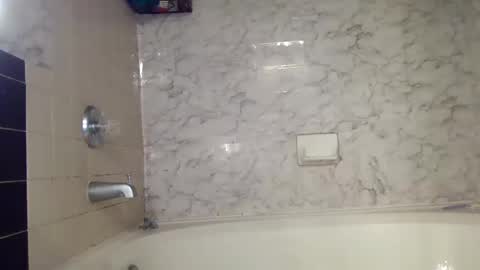 Kylie online show from March 2025 03:39:01 PM