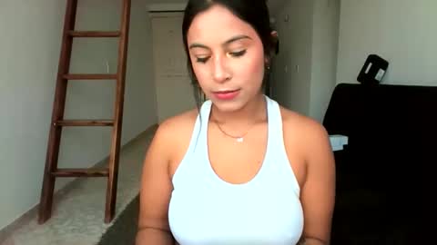 Snapshot of wetmoanl chatting on February 2026 04:49:02 PM Megan Raves online show from February 2026 04:49:02 PM