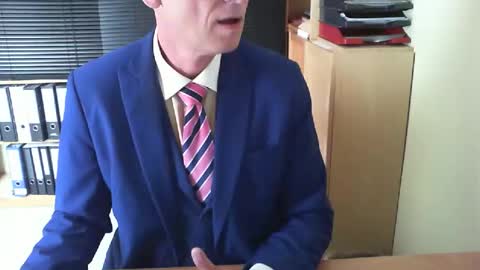 Snapshot of wetsuitedman chatting on June 2026 09:25:02 AM Franz online show from June 2026 09:25:02 AM