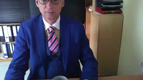 Snapshot of wetsuitedman chatting on June 2026 06:06:01 AM Franz online show from June 2026 06:06:01 AM