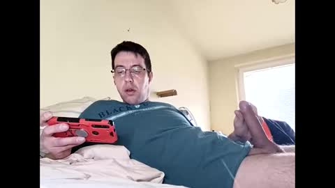 Snapshot of whatwouldyouliketosee chatting on December 2024 08:00:02 AM stoffy online show from December 2024 08:00:02 AM