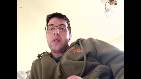 Snapshot of whatwouldyouliketosee chatting on December 2024 11:38:02 AM stoffy online show from December 2024 11:38:02 AM