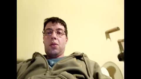 Snapshot of whatwouldyouliketosee chatting on December 2024 09:33:02 PM stoffy online show from December 2024 09:33:02 PM