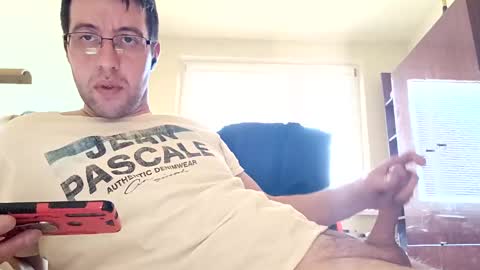 Snapshot of whatwouldyouliketosee chatting on December 2024 10:45:01 AM stoffy online show from December 2024 10:45:01 AM