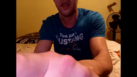 Snapshot of whatwouldyouliketosee chatting on February 2025 10:06:02 PM stoffy online show from February 2025 10:06:02 PM