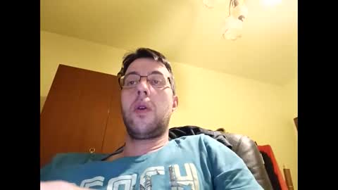 Snapshot of whatwouldyouliketosee chatting on February 2025 03:50:01 AM stoffy online show from February 2025 03:50:01 AM