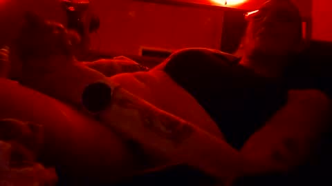 Risky online show from October 2025 08:00:02 AM