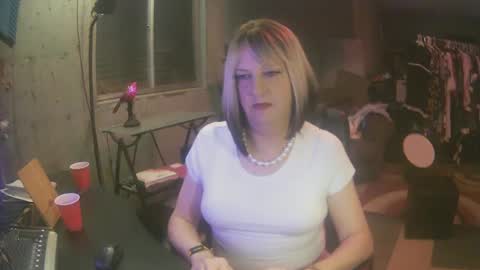 Whisper online show from December 2024 03:07:01 AM