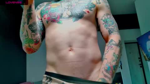 Max online show from October 2025 12:02:01 PM