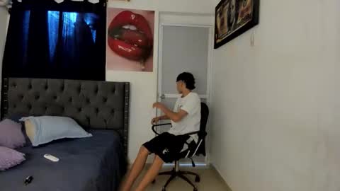 white online show from April 2026 07:58:01 PM