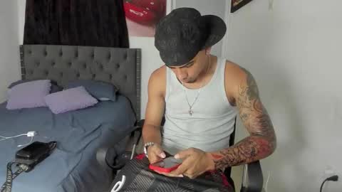 Snapshot of white_master444 chatting on May 2026 02:41:01 AM white online show from May 2026 02:41:01 AM