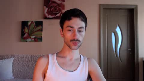 Tom online show from December 2025 11:48:02 AM