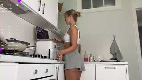 Anita online show from February 2026 05:48:02 AM