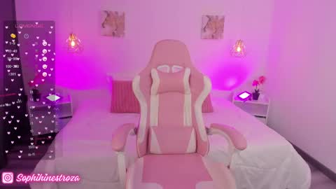 whiteatenea online show from March 2025 08:05:02 AM