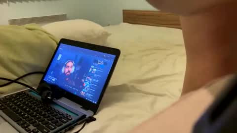 whitebulgarian online show from September 2025 07:58:01 PM