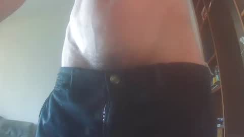 Whiteduke online show from May 2026 04:04:01 PM