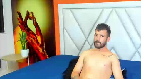 Dylan white online show from September 2025 06:55:01 PM