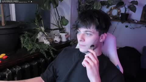 Snapshot of whiteegrimm chatting on January 2025 08:15:02 PM Gus online show from January 2025 08:15:02 PM