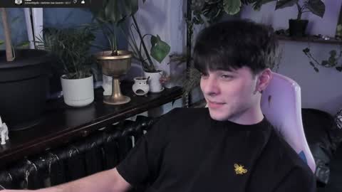 Snapshot of whiteegrimm chatting on January 2025 09:19:01 PM Gus online show from January 2025 09:19:01 PM