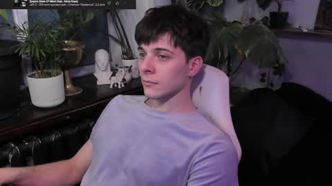 Snapshot of whiteegrimm chatting on March 2025 08:42:01 PM Gus online show from March 2025 08:42:01 PM