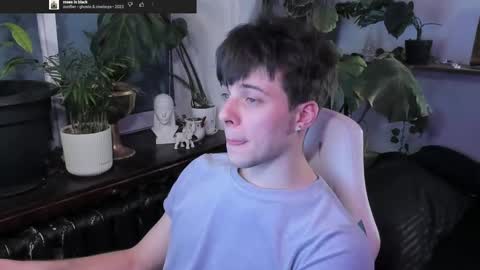 Snapshot of whiteegrimm chatting on March 2025 06:23:01 PM Gus online show from March 2025 06:23:01 PM