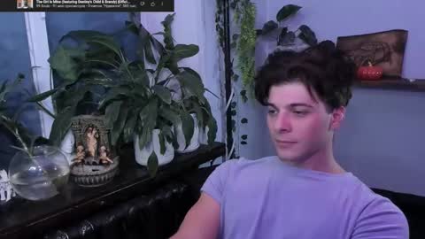 Snapshot of whiteegrimm chatting on October 2025 06:41:02 PM Gus online show from October 2025 06:41:02 PM