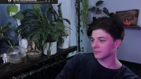 Snapshot of whiteegrimm chatting on November 2025 08:52:01 PM Gus online show from November 2025 08:52:01 PM