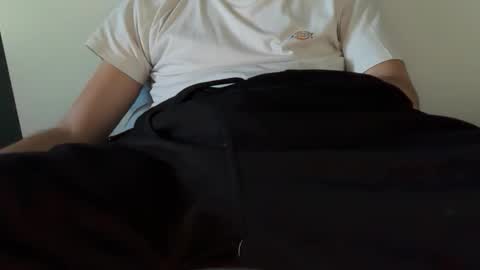 whiteeuropaboy online show from February 2026 05:11:02 PM