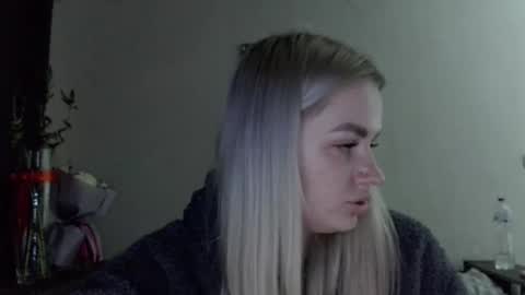 whitehex666 online show from December 2025 05:52:01 PM