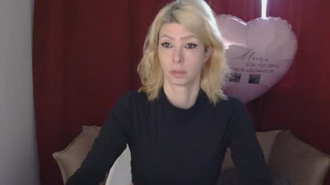 Snapshot of whitequeen888 chatting on January 2025 07:49:02 AM White Queen online show from January 2025 07:49:02 AM