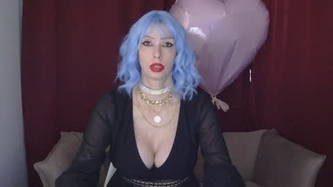 Snapshot of whitequeen888 chatting on January 2025 01:08:02 PM White Queen online show from January 2025 01:08:02 PM