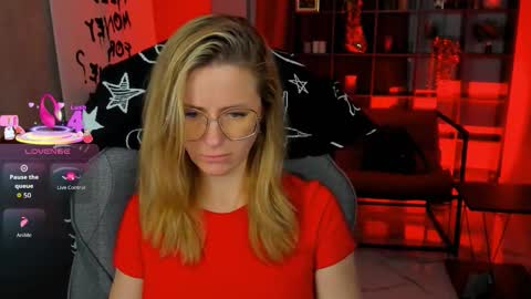 whitneypunnch online show from February 2026 03:39:01 PM