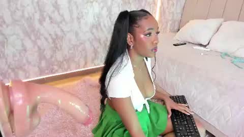 whitneyyfox online show from June 2026 02:58:02 AM